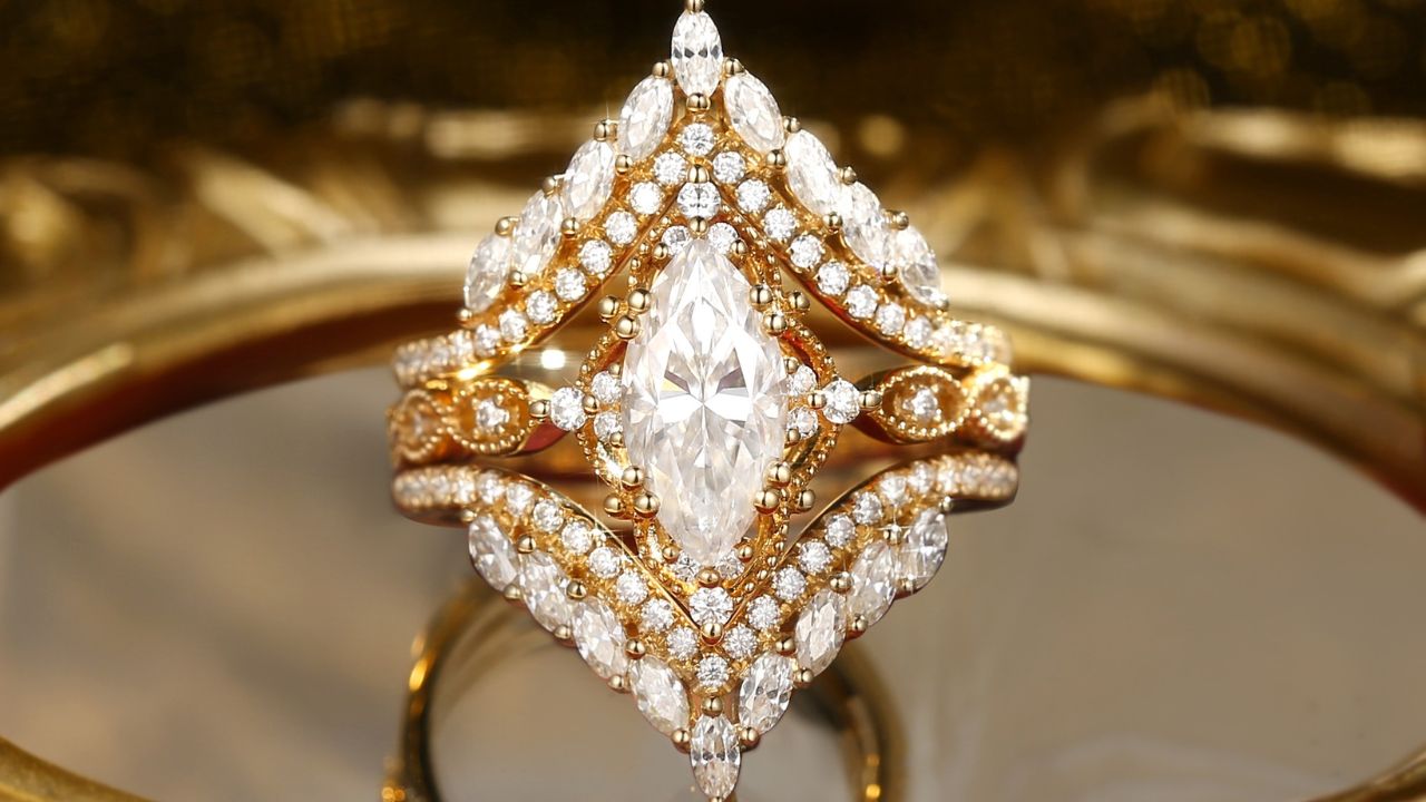 Trends in Engagement Rings: What is in fashion this year?